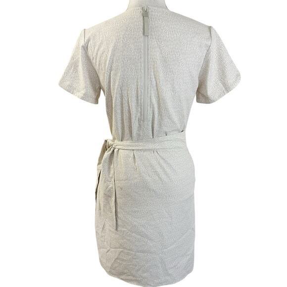 A Putnam Womens Wrap Dress in Optical Geo Cream Size Small Resortwear Minimalist - Picture 6 of 11